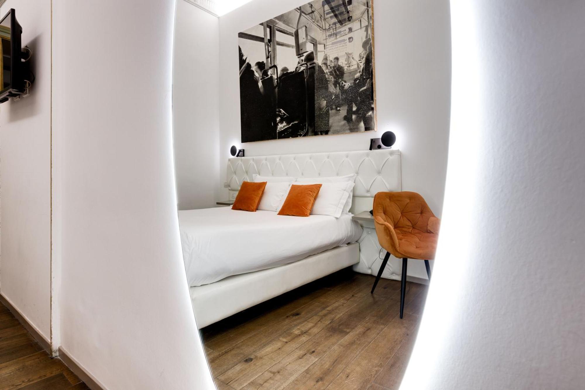เปียซซา ฟาร์เนเซ ลักชัวรี สวีท Bed & Breakfast โรม ภายนอก รูปภาพ