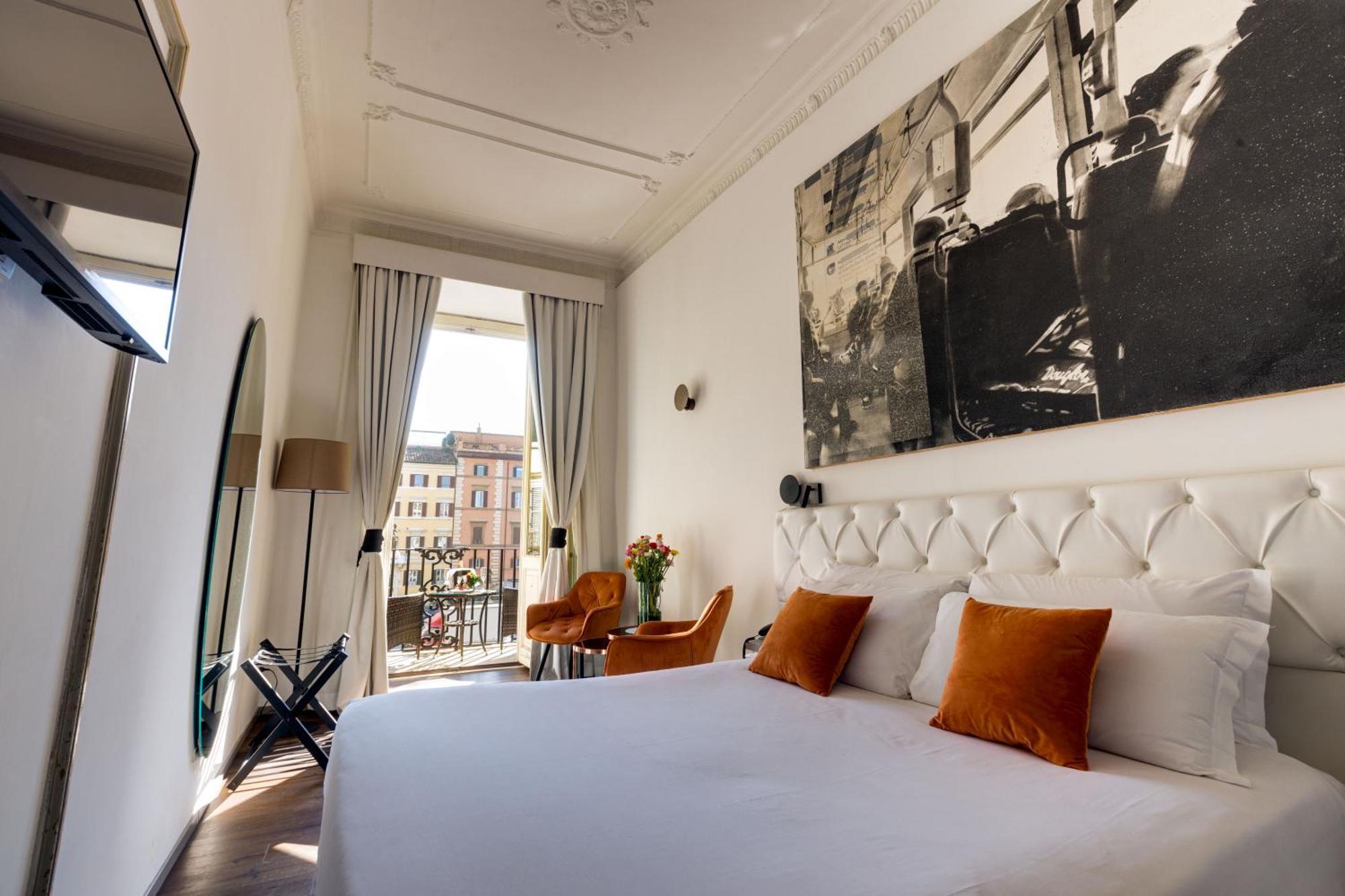 เปียซซา ฟาร์เนเซ ลักชัวรี สวีท Bed & Breakfast โรม ภายนอก รูปภาพ