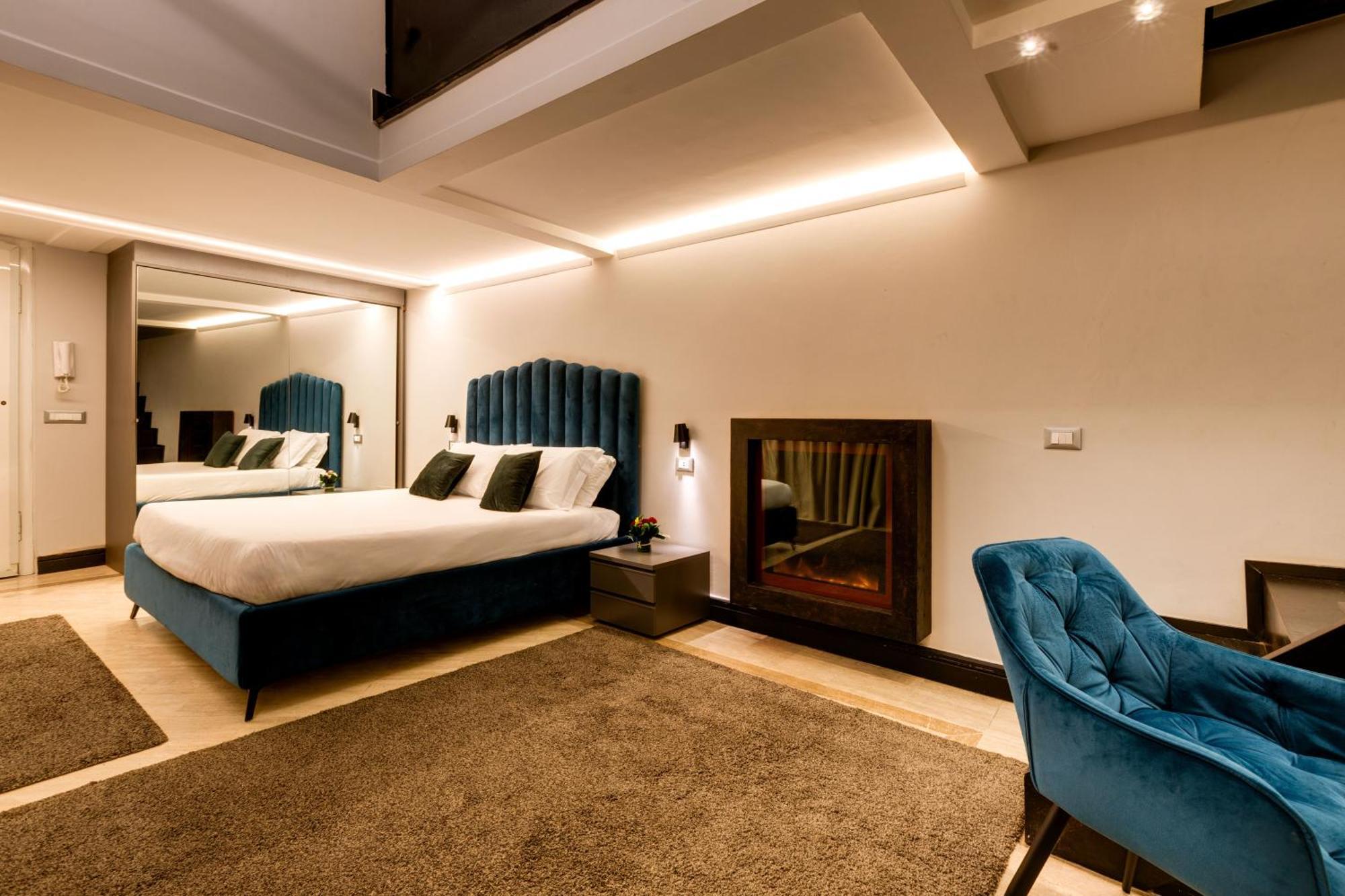 เปียซซา ฟาร์เนเซ ลักชัวรี สวีท Bed & Breakfast โรม ภายนอก รูปภาพ